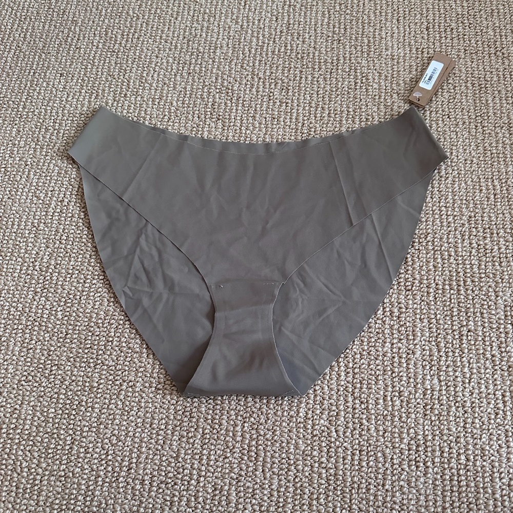 Skims Desert Naked Bikini, Size Large NWT